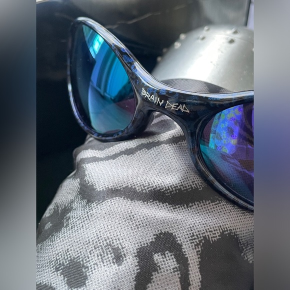 NEW 2024 BRAIN DEAD X OAKLEY Eye Jacket Prizm Violet Lens W/Brain Dead TOTE BAG! - Picture 4 of 11